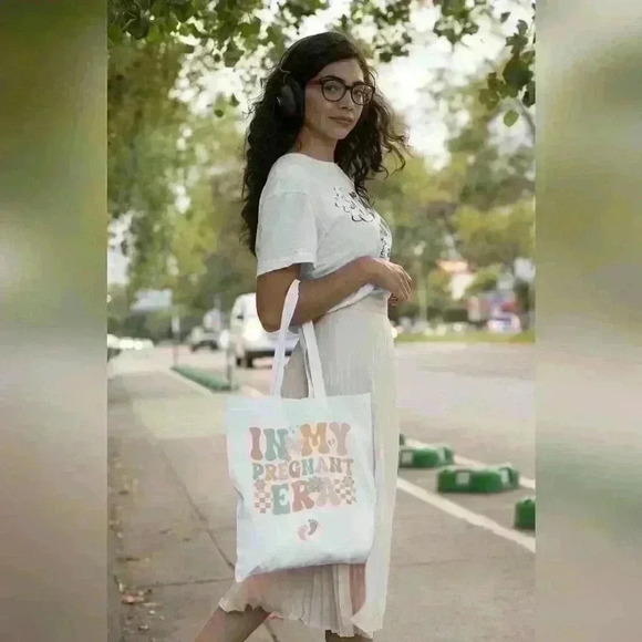 in my pregnant era pastel tote bag - Picture 2 of 2